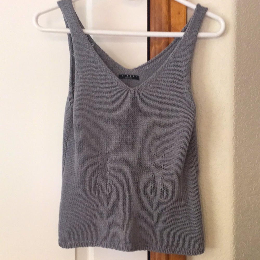 Sisley stretchy top